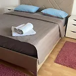 Bt Lux 2 Lägenhet Skopje