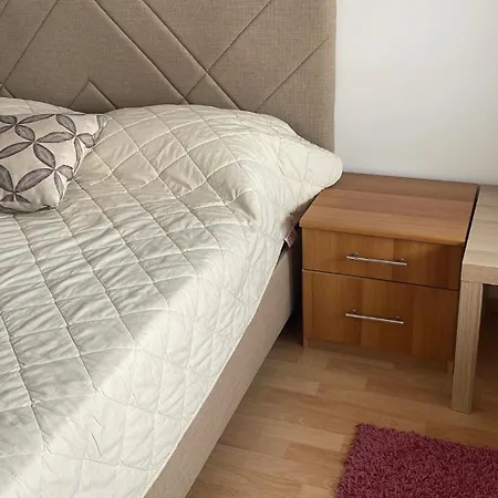 Bt Lux 2 Skopje