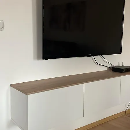 Bt Lux 2 Apartment