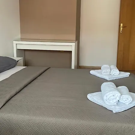 Bt Lux 2 Apartmán *