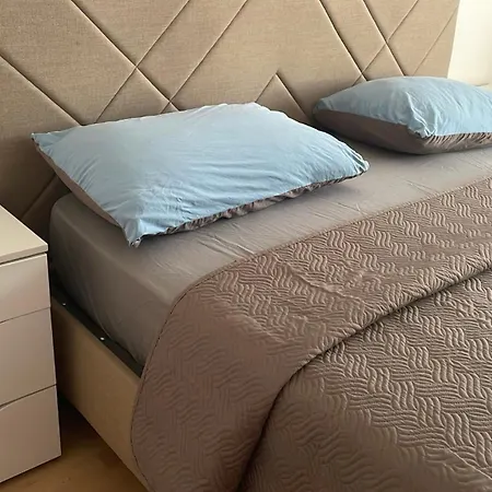 Apartment Bt Lux 2
