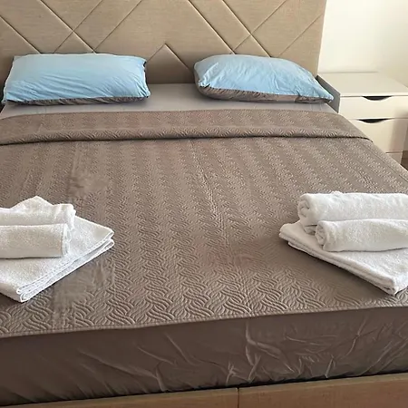 Bt Lux 2 Apartment *