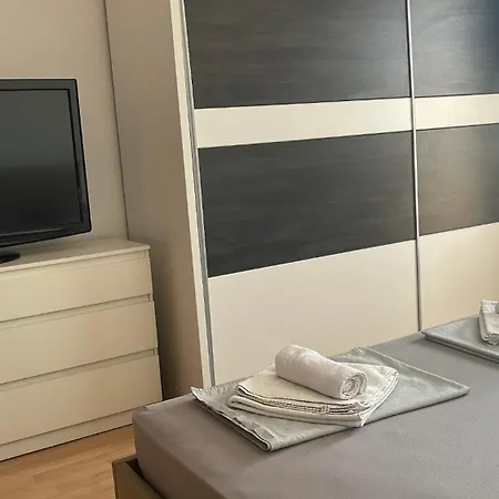 Bt Lux 2 * Skopje