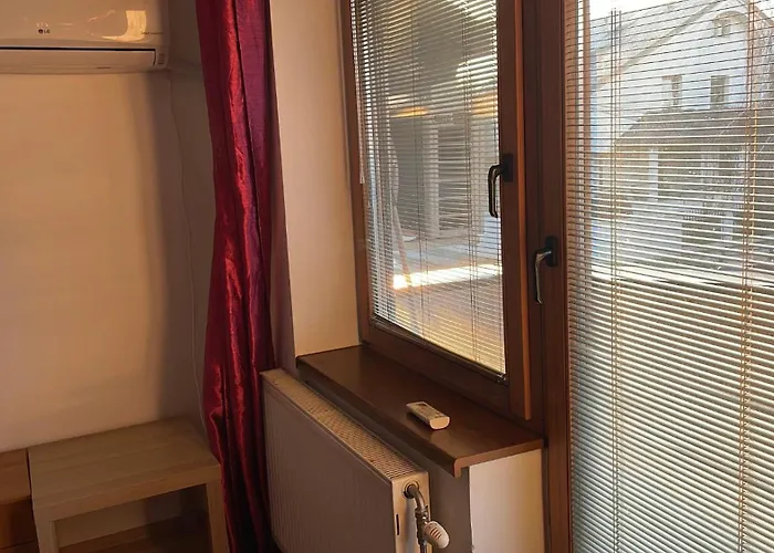 Bt Lux 2 * Скопье