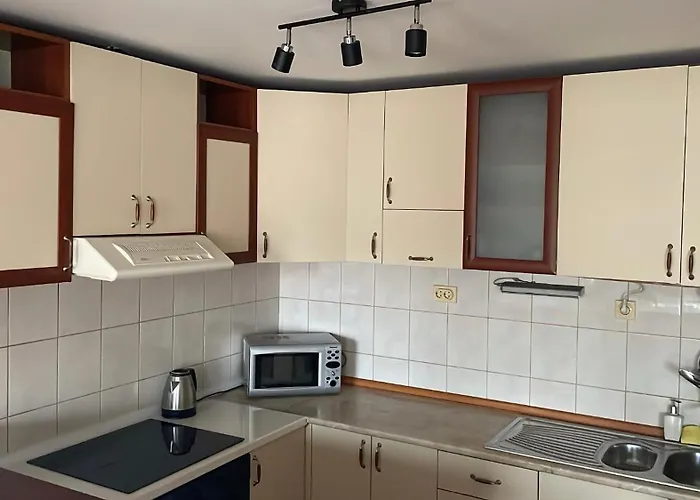 Apartment Bt Lux 2 *