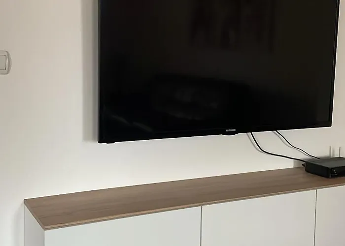 Bt Lux 2 Скопье